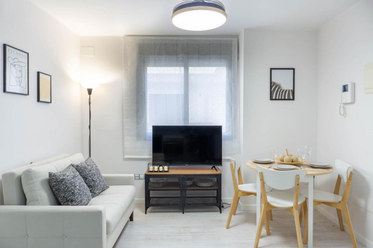 Apartment Dos Aceras Malaga Bagian luar foto